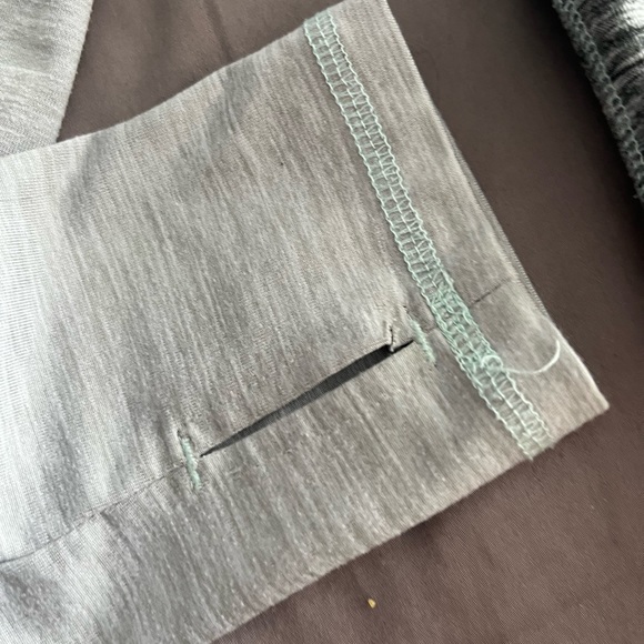 Roots Zipper Hoodie - Picture 4 of 7